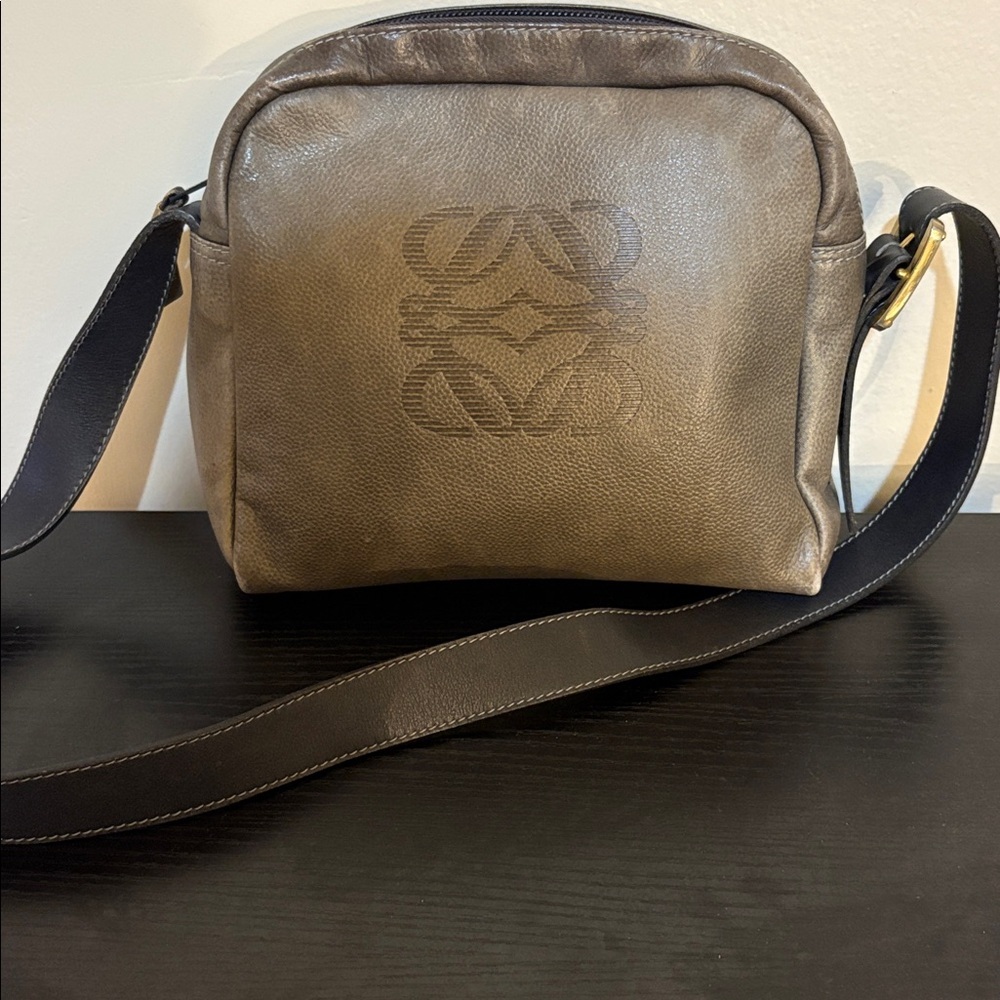 Loewe Brown Leather shoulder Bag - Picture 7 of 12